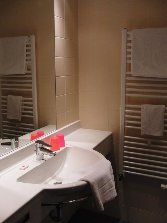 Hotel Angerer Vilseck Ruang foto