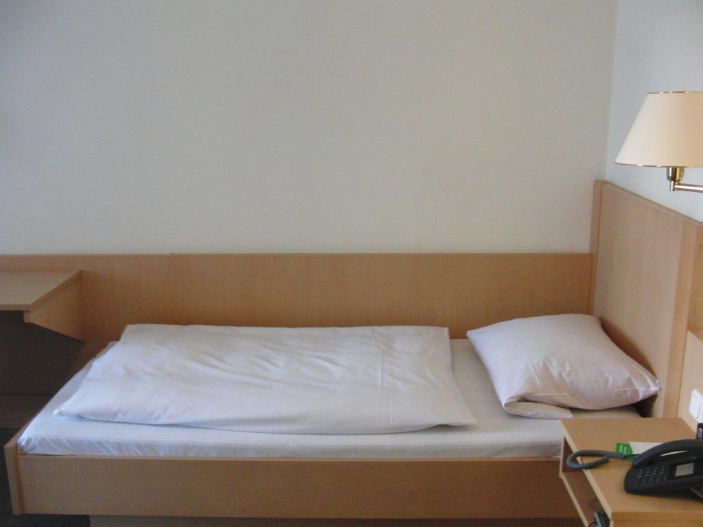 Hotel Angerer Vilseck Ruang foto