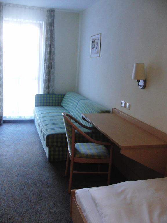 Hotel Angerer Vilseck Ruang foto