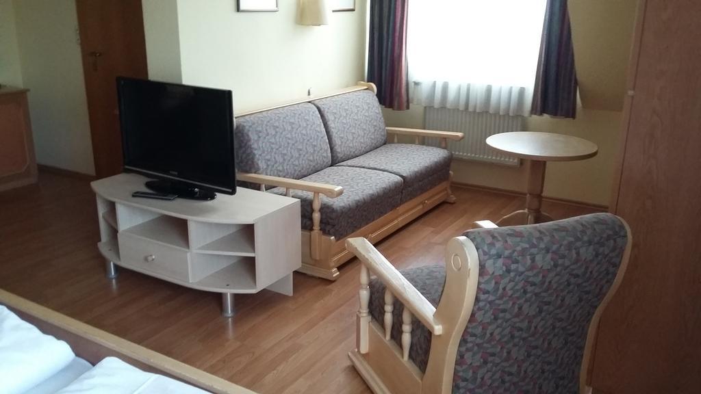 Hotel Angerer Vilseck Bagian luar foto